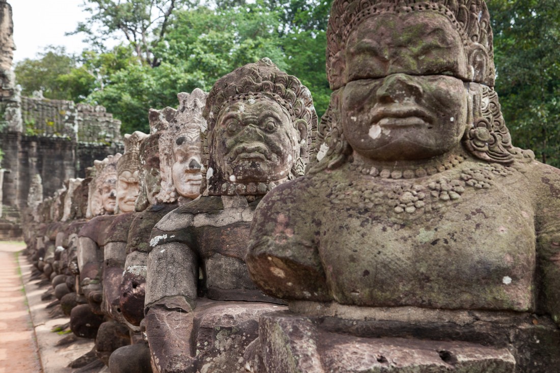 Dämonenbalustrade am Angkor Thom South Gate